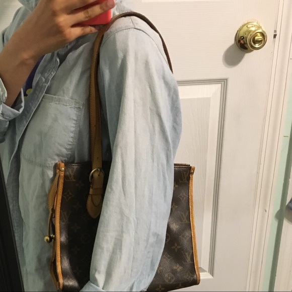 Vintage Authentic Louis Vuitton Hand Bag - Picture 5 of 8